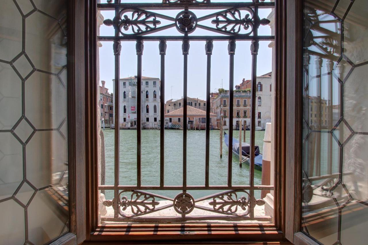 Tribuno Grand Canal Венеція Екстер'єр фото